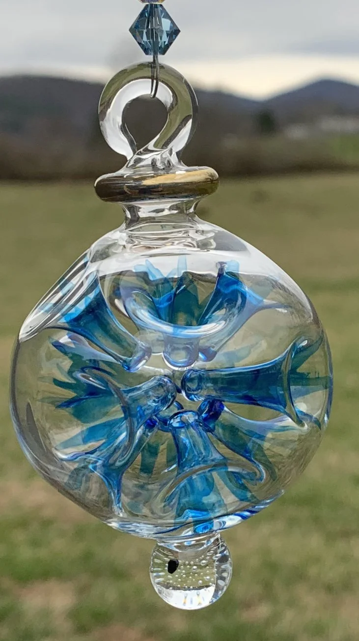 The Sandee - a sun catcher with 5 Swarovski crystals — Unique one